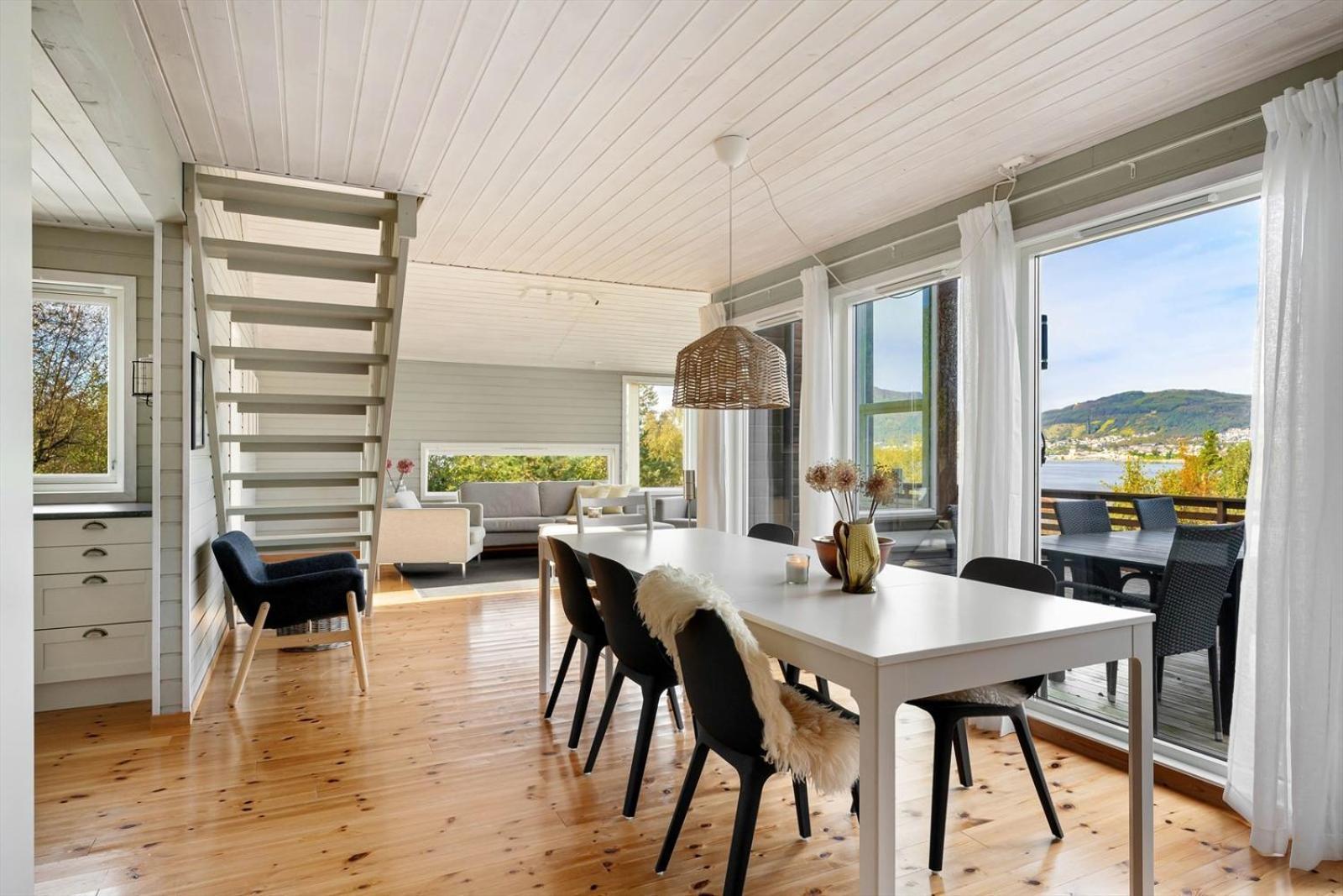 요플란드 Charming House Located By The Fjord With The Pultpitrock Within Short Distance 빌라 외부 사진