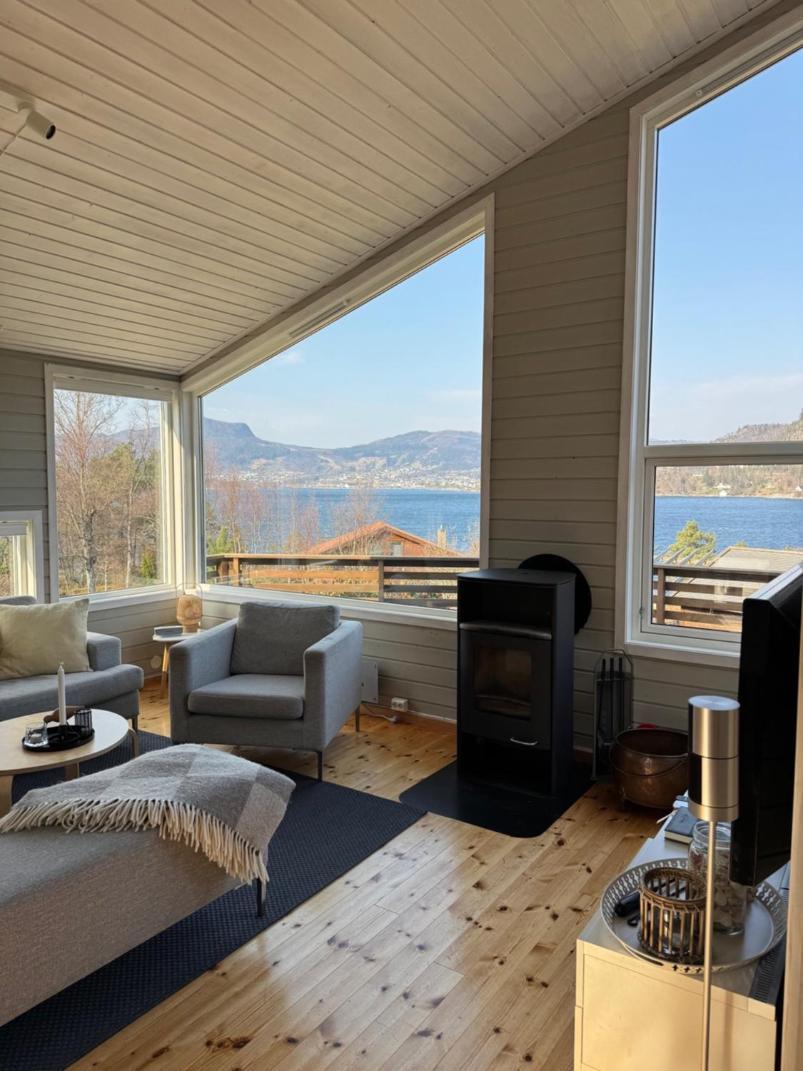 요플란드 Charming House Located By The Fjord With The Pultpitrock Within Short Distance 빌라 외부 사진